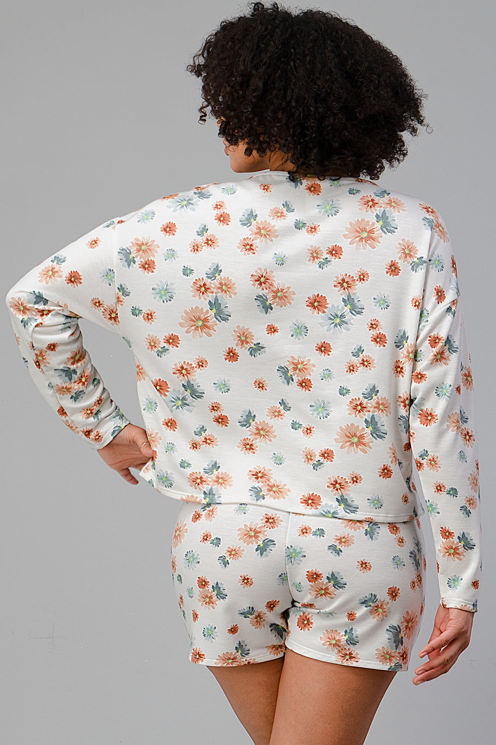 White Floral Lounge Set