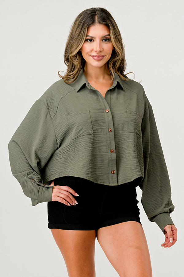 Women's Oversized Button-Up Shirt - Casual and Stylish Cropped Top