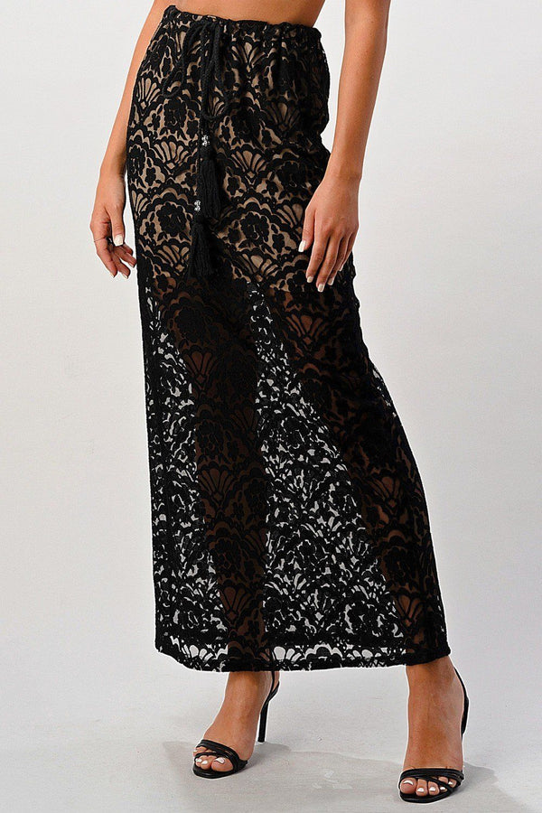 Lace maxi skirt with cotton-core bow