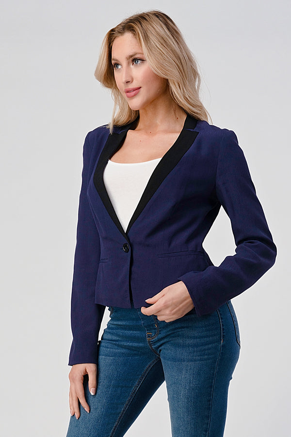 Classic Single-Button Blazer with Contrast Lapel